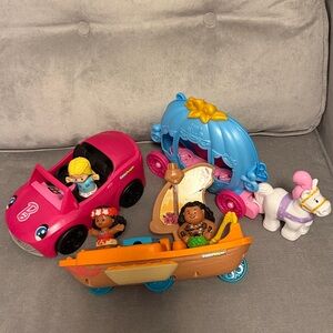 Assorted Fisher Price Little People Toys